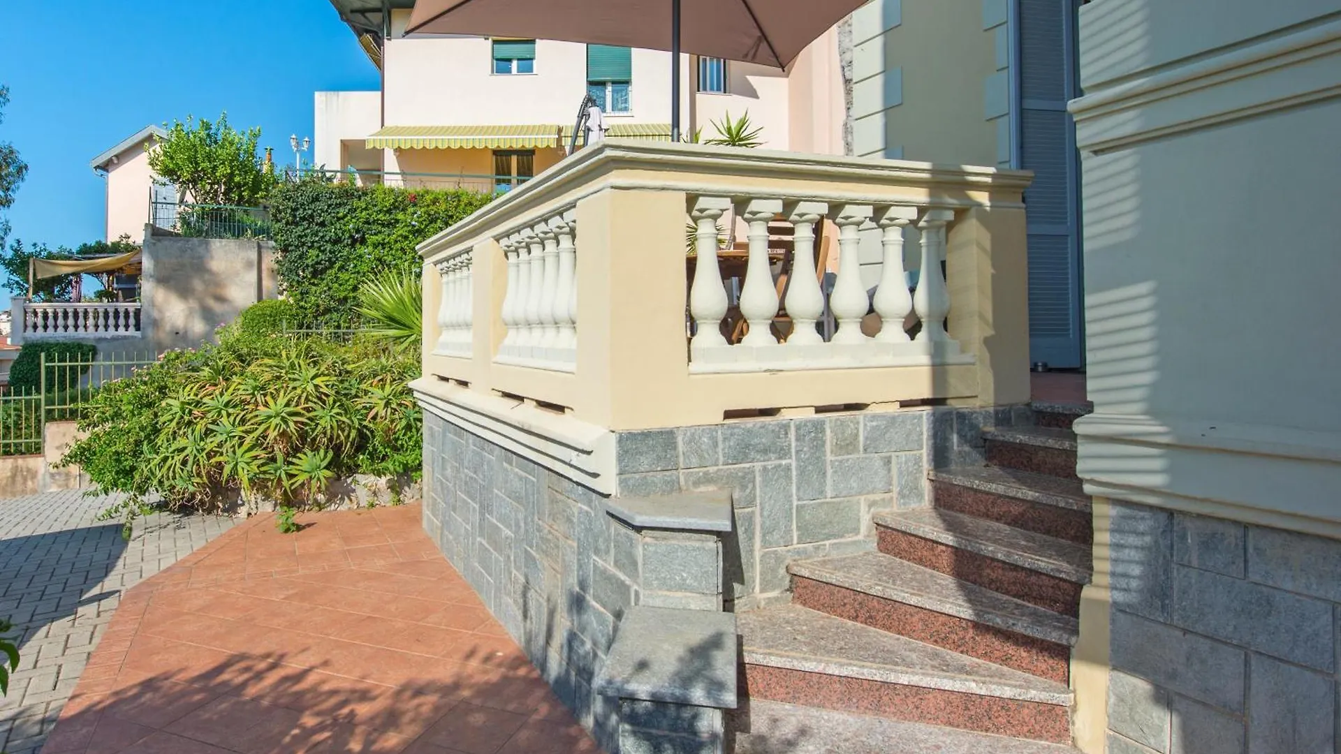 Oliviers -Agreable 2 Pieces Dans Maison Bourgeoise Menton 0*,  France