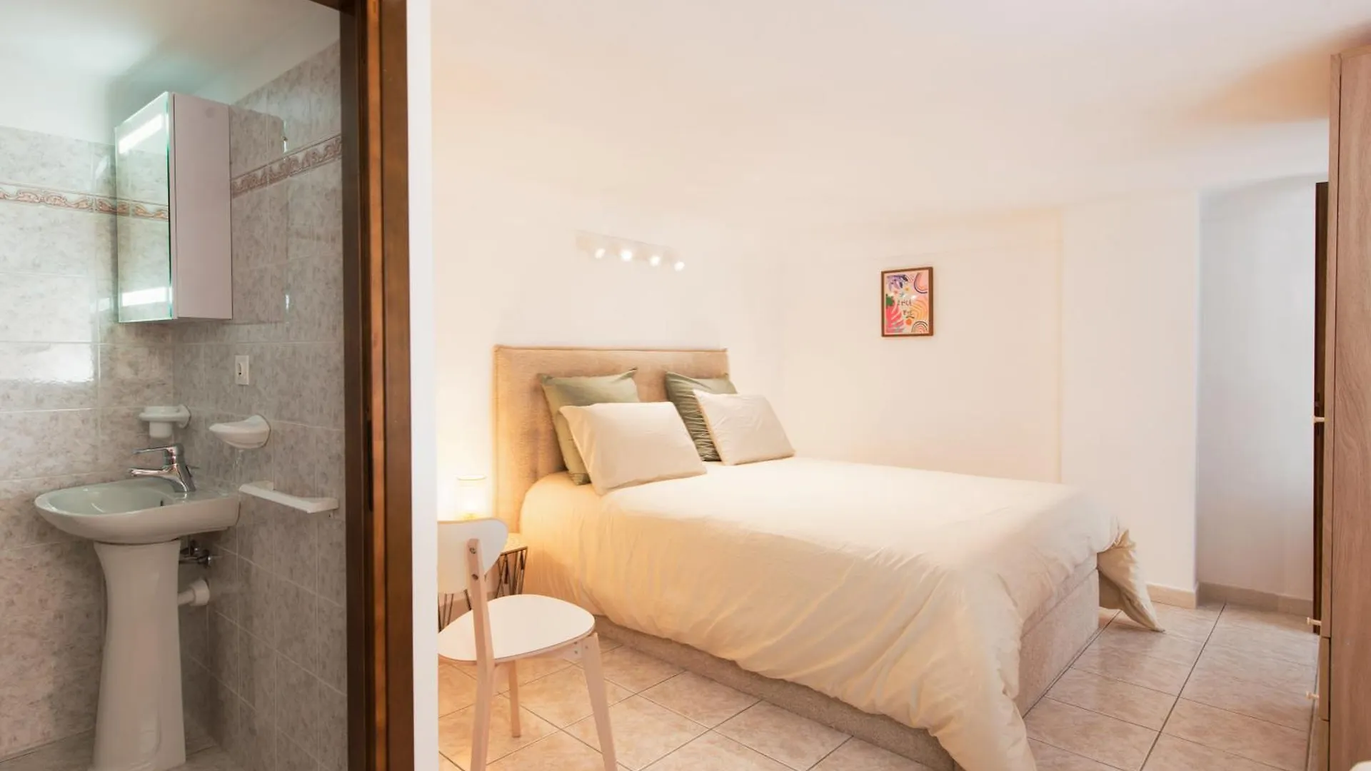 Oliviers -Agreable 2 Pieces Dans Maison Bourgeoise Menton 0*,  France